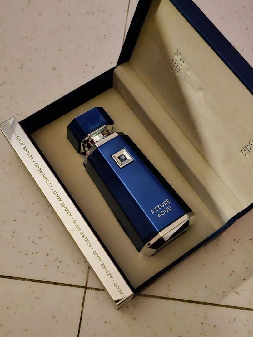 French Avenue Azzure Aoud